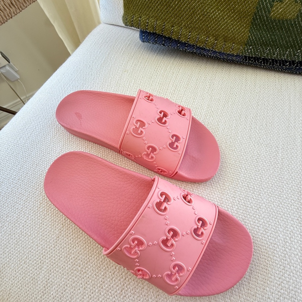 Gucci Pink Embossed Slide Sandals